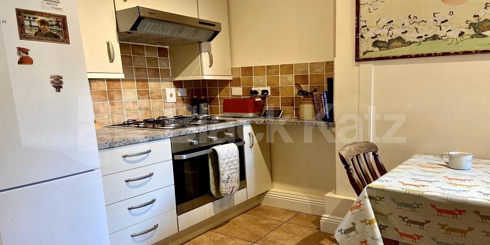 			New instruction , 1 Bedroom, 1 bath, 1 reception Apartment			 Fitzalan Street, Lambeth North/Kennington